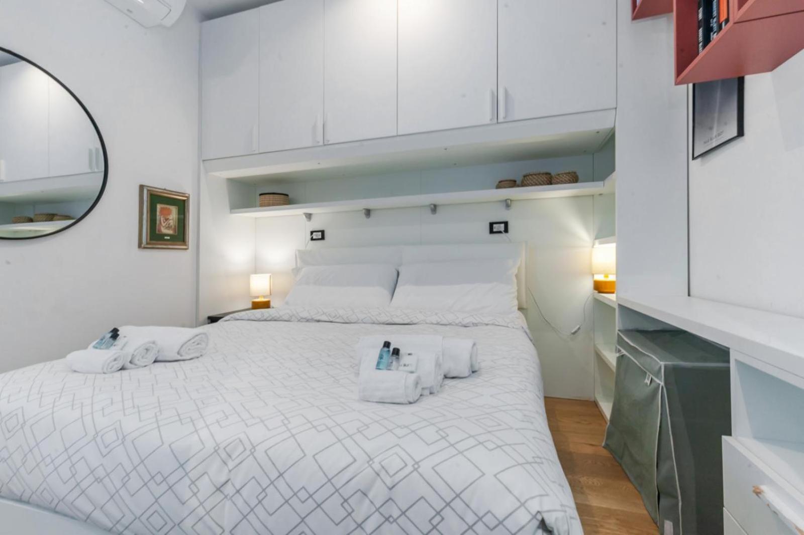 "Cine Cozy Loft" 3 Min Walk To Porta Romana Metro Station & Qc Terme 밀라노 외부 사진