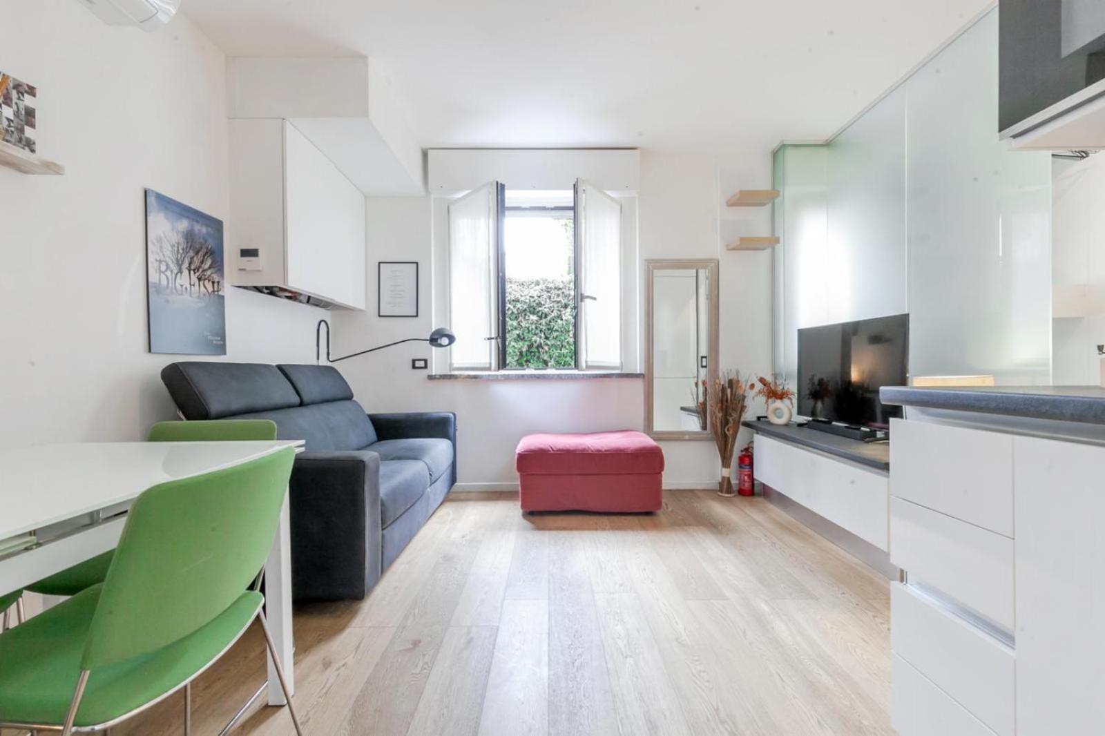 "Cine Cozy Loft" 3 Min Walk To Porta Romana Metro Station & Qc Terme 밀라노 외부 사진